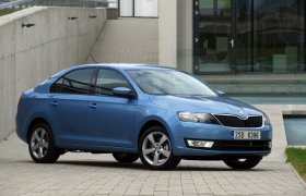 Автомобиль Skoda Rapid начнут продавать в России только в 2014 году